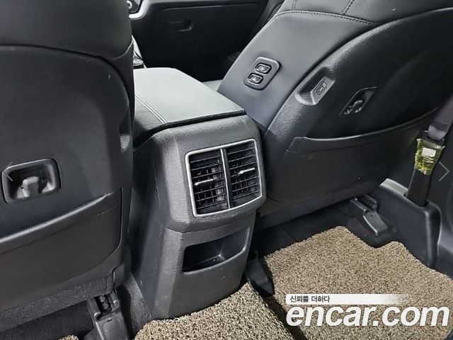 Kia Sportage (V) Diesel 2.0 2WD Nobleless 2023 — фото 17