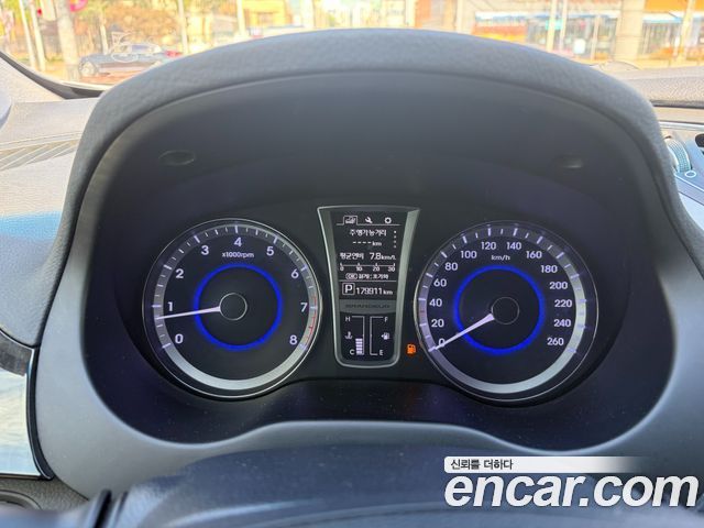 Hyundai Grandeur (HG) HG240 Modern 2016 — фото 16