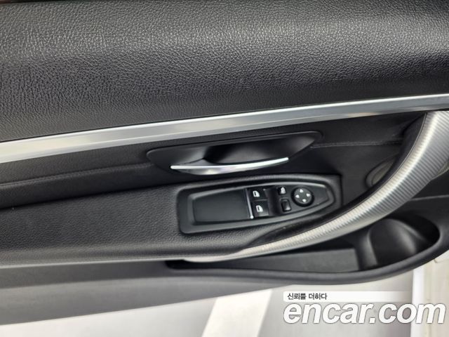 BMW 4 Series (F32) 430i M Sport Coupe 2018 — фото 18