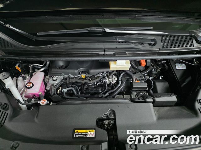 Toyota Alphard (IV) 2.5 HEV Executive AWD 2025 — фото 10