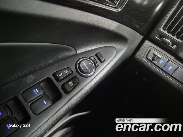 Hyundai Sonata The Brilliant CVVL Smart 2013 — фото 10