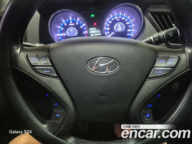 Hyundai Sonata The Brilliant CVVL Smart 2013 — фото 15