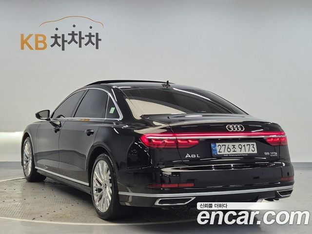 Audi A8 (D5) 55 TFSI Quattro Premium LWB 2021 — фото 2