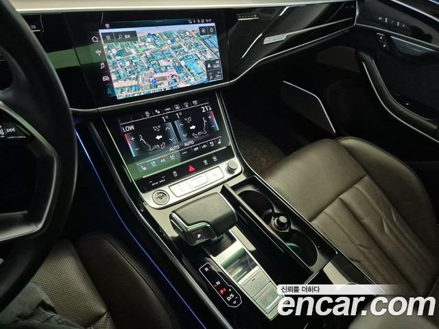 Audi A8 (D5) 55 TFSI Quattro Premium LWB 2021 — фото 10