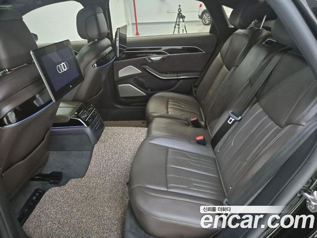 Audi A8 (D5) 55 TFSI Quattro Premium LWB 2021 — фото 16