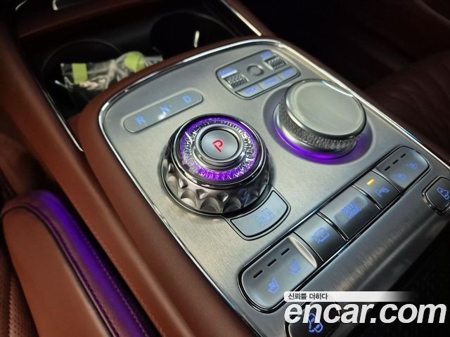 Genesis G90 (RS4) Gasoline 3.5 Turbo e-S/C AWD 2023 — фото 8