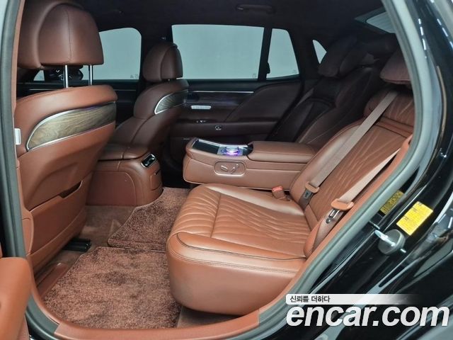 Genesis G90 (RS4) Gasoline 3.5 Turbo e-S/C AWD 2023 — фото 16