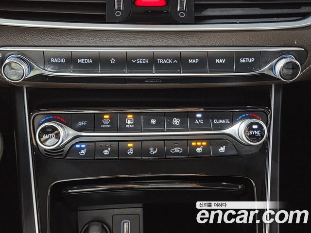 Hyundai Grandeur (IG) 2.4 Premium 2019 — фото 21
