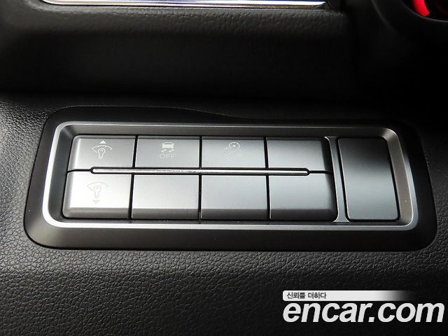 KG Mobility (SsangYong) Very New Tivoli Gasoline 1.5 2WD V1 2021 — фото 16