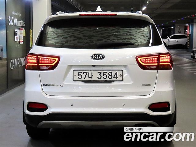 Kia Sorento Diesel 2.0 2WD Prestige 2018 — фото 5