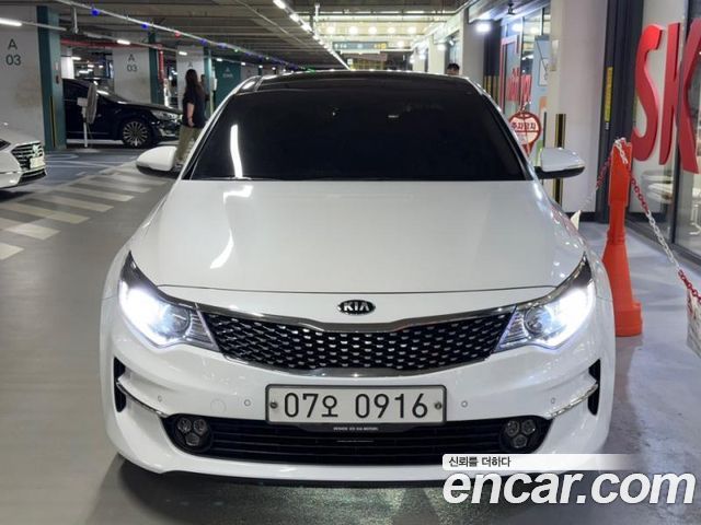 Kia K5 (II) 2.0 MX Noblesse 2016 — фото 1