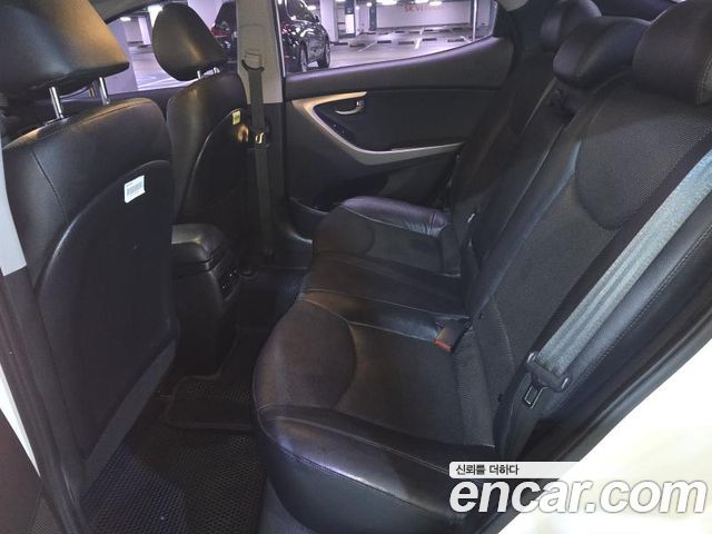 Hyundai Avante 1.6 VGT Modern Standard 2014 — фото 8