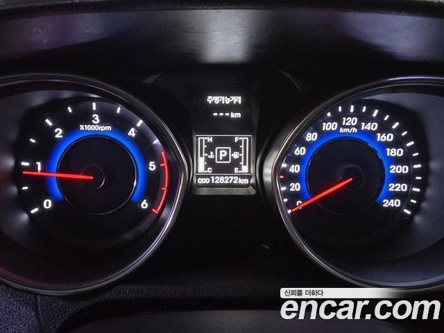 Hyundai Avante 1.6 VGT Modern Standard 2014 — фото 10