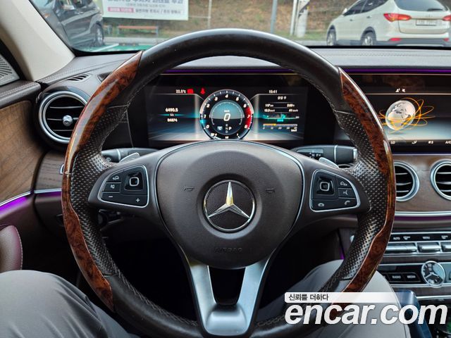 Mercedes-Benz E-Class (W213) E300 4MATIC Exclusive 2018 — фото 7