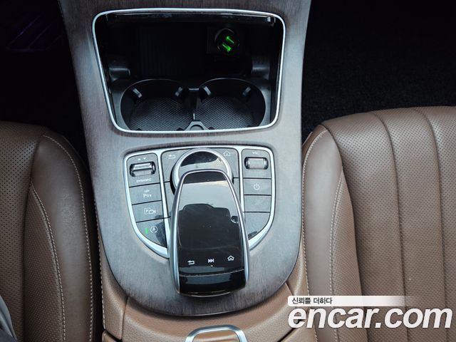 Mercedes-Benz E-Class (W213) E300 4MATIC Exclusive 2018 — фото 19