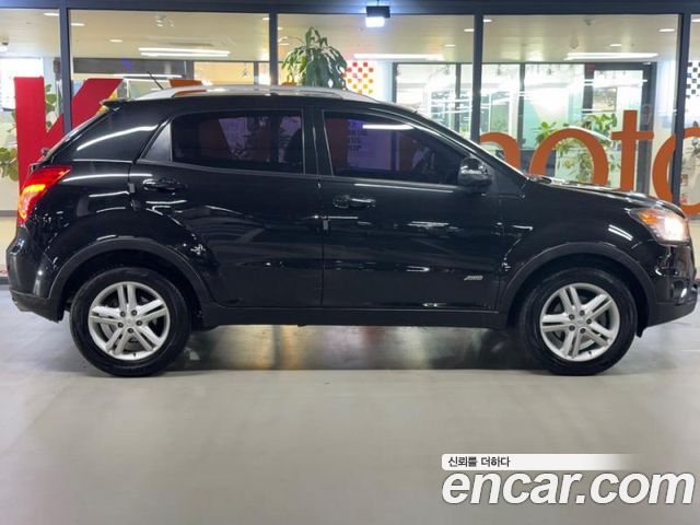 KG Mobility (SsangYong) Korando C 2.0 CVT 4WD Deluxe 2014 — фото 3