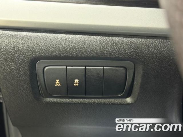 KG Mobility (SsangYong) Korando C 2.0 CVT 4WD Deluxe 2014 — фото 19