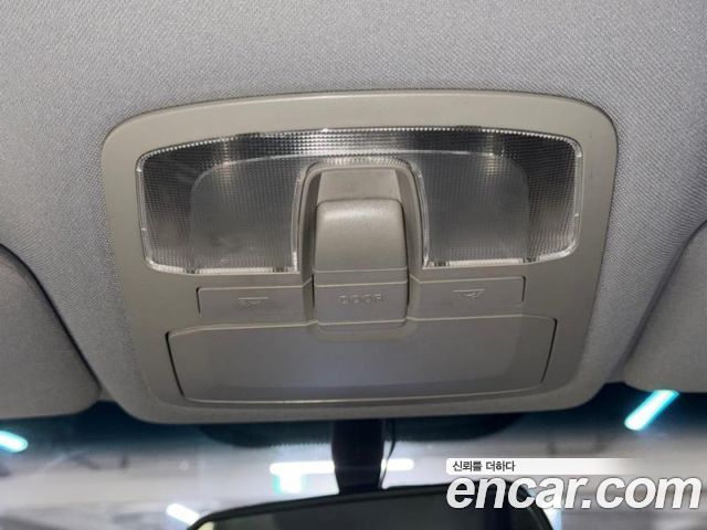 KG Mobility (SsangYong) Korando C 2.0 CVT 4WD Deluxe 2014 — фото 21