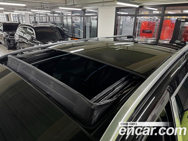 Mercedes-Benz GLS-Class (X167) Maybach GLS600 4MATIC 2022 — фото 5