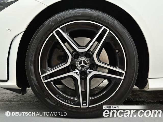 Mercedes-Benz CLA-Class (C118) CLA250 4MATIC 2022 — фото 5