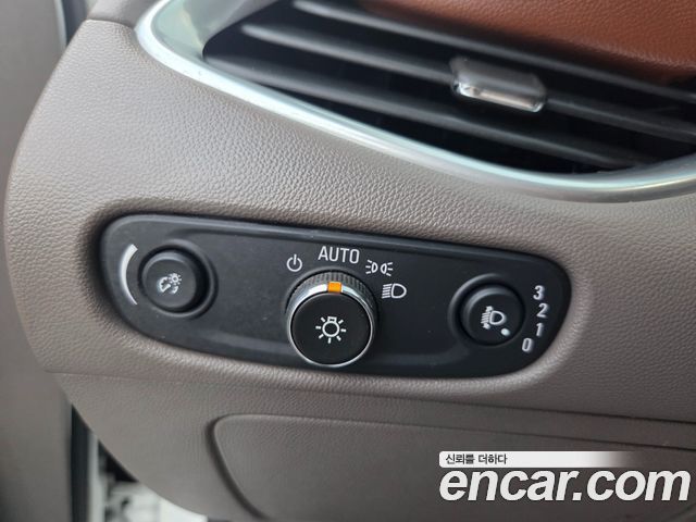 Chevrolet Malibu 1.5 Turbo LT Deluxe 2017 — фото 15
