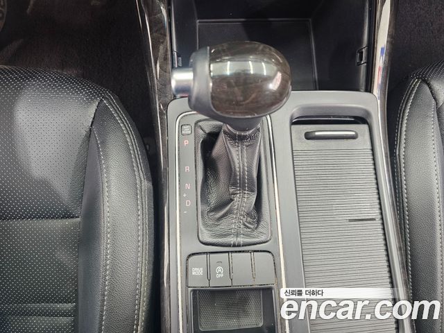 Kia Sorento Diesel 2.0 2WD Prestige 2017 — фото 9
