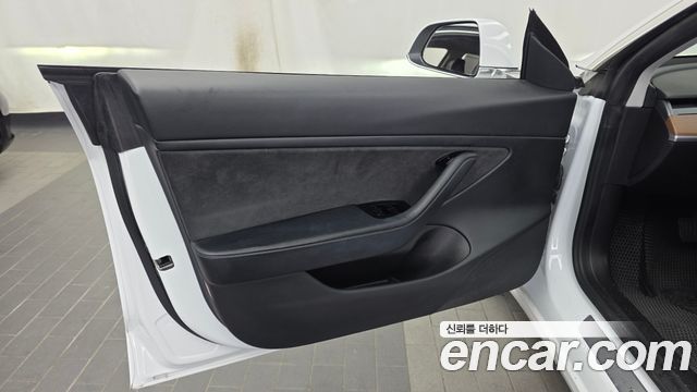 Tesla Model 3 Long Range AWD 2020 — фото 24
