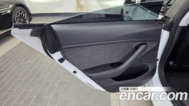 Tesla Model 3 Long Range AWD 2020 — фото 25
