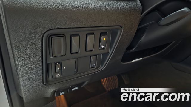 Renault Korea QM6 2.0 GDe RE Signature 2WD 2023 — фото 30