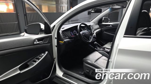 Hyundai Tucson Diesel 2.0 2WD Modern 2018 — фото 10