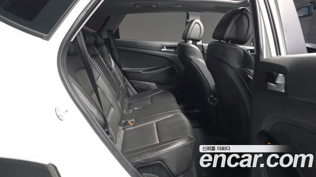 Hyundai Tucson Diesel 2.0 2WD Modern 2018 — фото 12