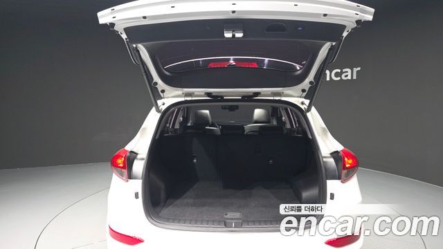 Hyundai Tucson Diesel 2.0 2WD Modern 2018 — фото 20