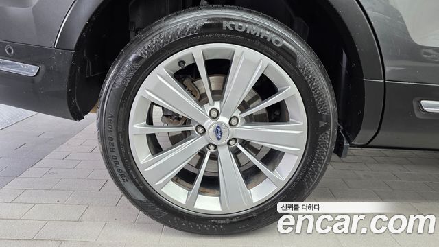 Ford Explorer 2.3 Limited 4WD 5th 2018 — фото 5