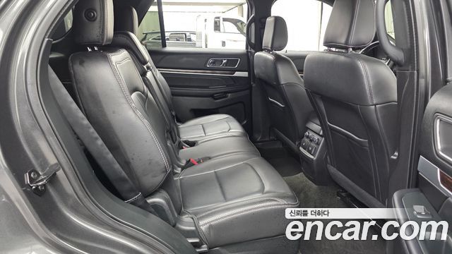 Ford Explorer 2.3 Limited 4WD 5th 2018 — фото 11