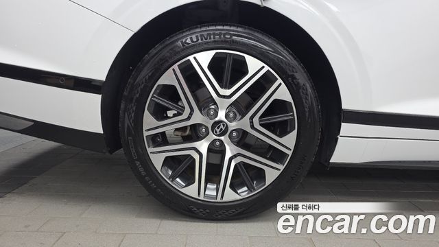 Hyundai Grandeur (GN7) 2,5 Gasoline 2WD Exclusive 2023 — фото 5