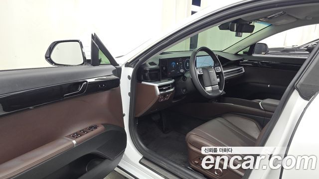 Hyundai Grandeur (GN7) 2,5 Gasoline 2WD Exclusive 2023 — фото 10