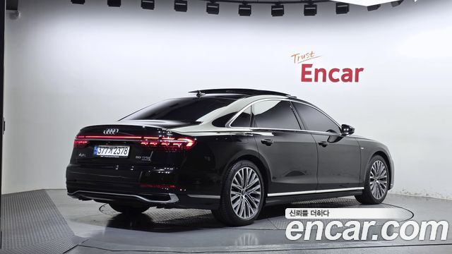Audi A8 (D5) 55 TFSI Quattro Premium LWB 2022 — фото 2