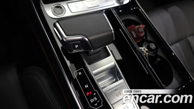 Audi A8 (D5) 55 TFSI Quattro Premium LWB 2022 — фото 9