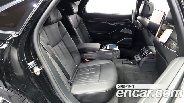 Audi A8 (D5) 55 TFSI Quattro Premium LWB 2022 — фото 12