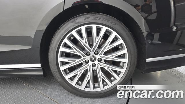 Audi A8 (D5) 55 TFSI Quattro Premium LWB 2022 — фото 21