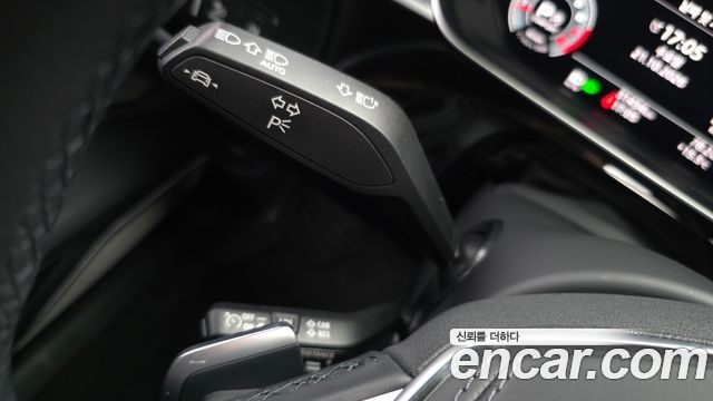 Audi A8 (D5) 55 TFSI Quattro Premium LWB 2022 — фото 40