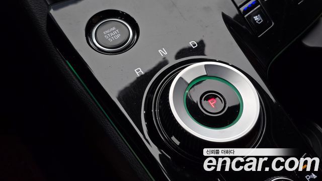 Kia Sportage Hybrid (V) Signature 2WD 2023 — фото 9