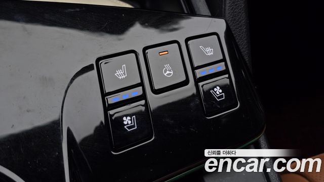 Kia Sportage Hybrid (V) Signature 2WD 2023 — фото 13
