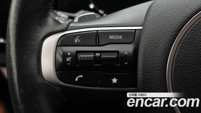 Kia Sportage Hybrid (V) Signature 2WD 2023 — фото 17