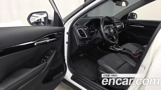 Kia Seltos Gasoline 1.6 Turbo 2WD Signature 2022 — фото 10