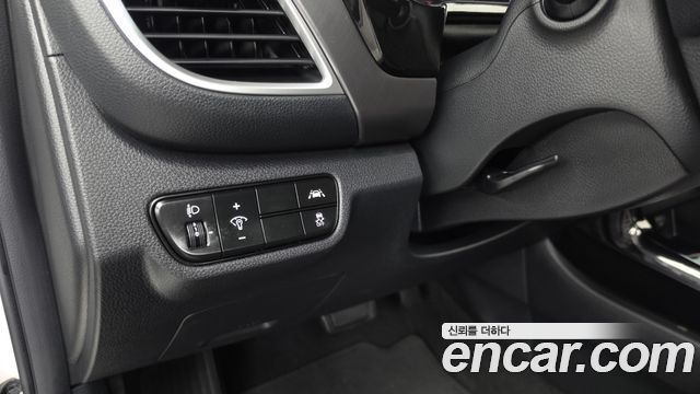 Kia Seltos Gasoline 1.6 Turbo 2WD Signature 2022 — фото 16