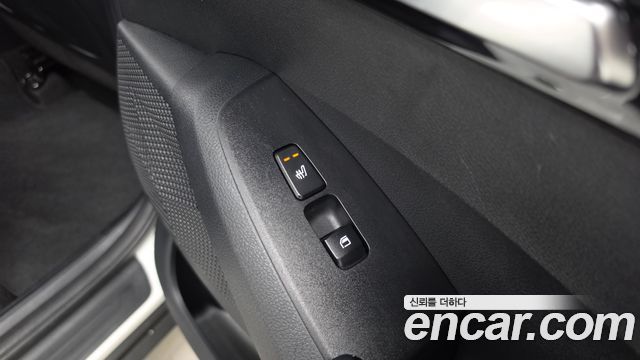 Kia Seltos Gasoline 1.6 Turbo 2WD Signature 2022 — фото 19