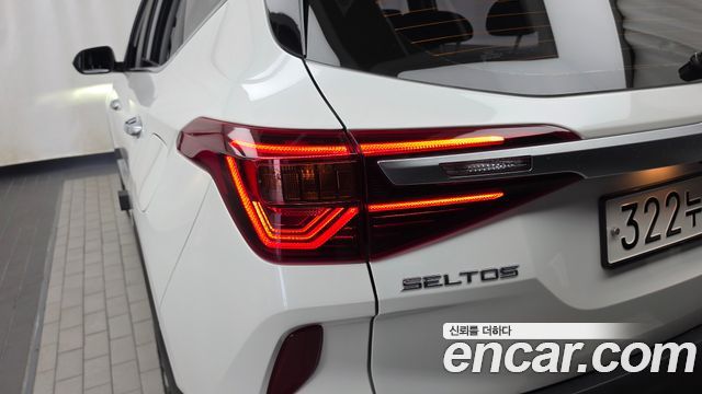 Kia Seltos Gasoline 1.6 Turbo 2WD Signature 2022 — фото 23