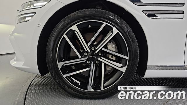 Genesis G80 (RG3) Gasoline 2.5 Turbo AWD 2026 — фото 5