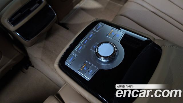Genesis G80 (RG3) Gasoline 2.5 Turbo AWD 2026 — фото 17